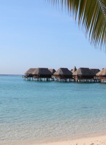 private-breakfast-on-the-beach