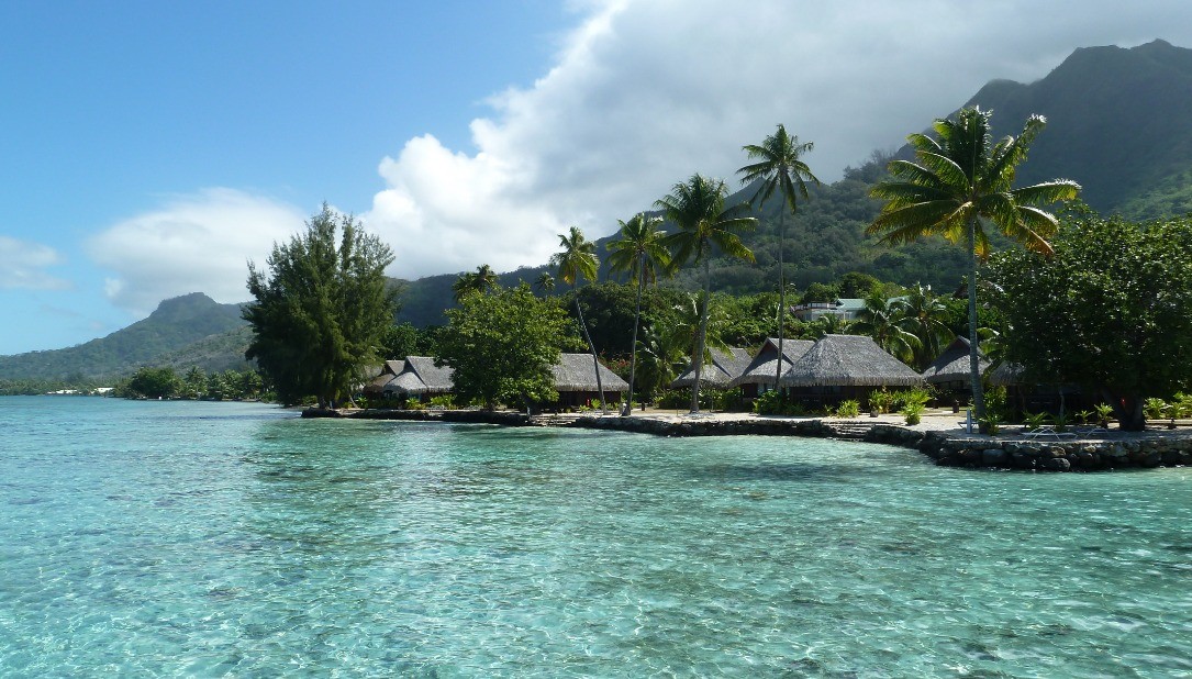 bungalow-superieur-vue-sur-locean